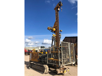 ناقلة الأكوام KLEMM