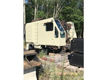 رافعة زاحفة