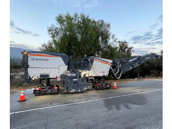 ماكينة الكشط على البارد WIRTGEN