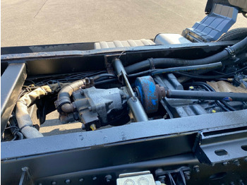 شاحنة بهيكل معدني للمقصورة MAN 26.320 TGA 6x2 MAN 26.320 TGA 6x2: صورة 5