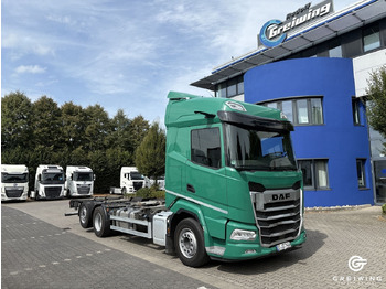 ناقلة حاويات/ شاحنة حاويات DAF XF 480