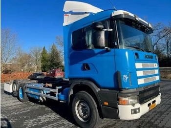 شاحنة بهيكل معدني للمقصورة Scania R114-340 .340: صورة 2