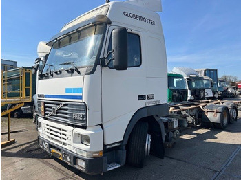شاحنة بهيكل معدني للمقصورة VOLVO FH12 380