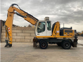 آلة التعامل مع النفايات LIEBHERR A 904 C Litronic