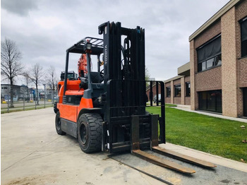 رافعة شوكية كهربائية Toyota 7 FB MF 50: صورة 2