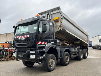 شاحنة قلاب التعدين IVECO Magirus