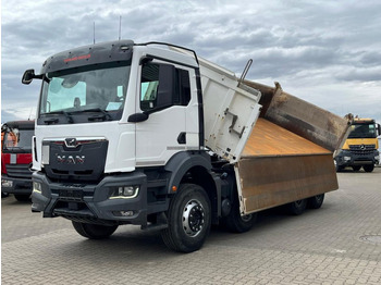 شاحنة قلاب MAN TGS