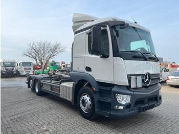 شاحنة برافعة خطافية MERCEDES-BENZ Actros neu 2543 L 6x2 Abrollkipper Meiller Funk: صورة 2 شاحنة برافعة خطافية MERCEDES-BENZ Actros neu 2543 L 6x2 Abrollkipper Meiller Funk: صورة 2