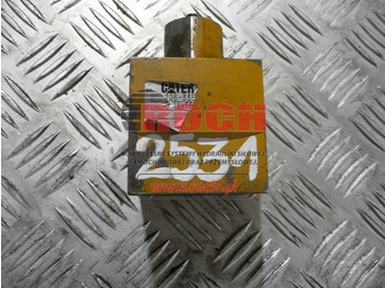 صمام هيدروليكي CATERPILLAR