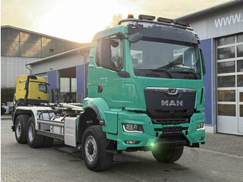 شاحنة برافعة خطافية MAN TGS