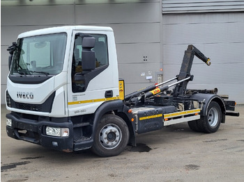 شاحنة برافعة خطافية IVECO EuroCargo