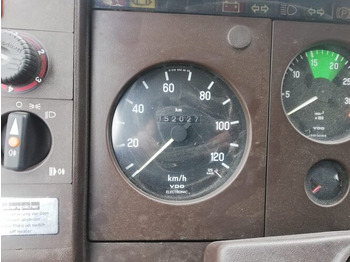 شاحنة صندوقية Mercedes-Benz 917 AF 4x4 Doka 917 AF 4x4 Doka: صورة 4