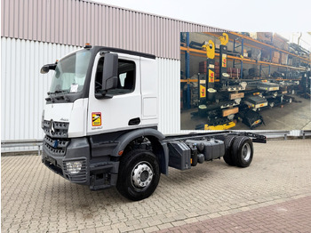 شاحنة برافعة خطافية MERCEDES-BENZ Arocs 1840