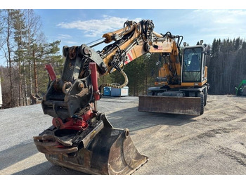 حفار ذو عجلات Liebherr A 914 Litronic A2-PL Tiltrotator 30Km/h: صورة 5