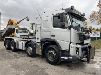 شاحنة برافعة خطافية VOLVO FMX 500