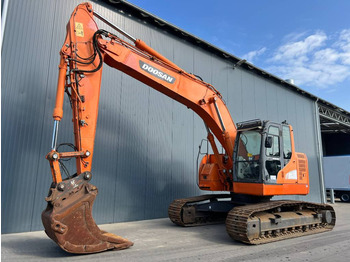 حفار زاحف DOOSAN DX235LCR