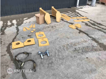 رافعة خلفية - آلات الإنشاء للبيع  Volvo A35E: صورة 5