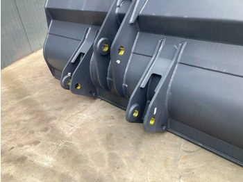 بكت - آلات الإنشاء للبيع Volvo L120G: صورة 4 بكت - آلات الإنشاء للبيع Volvo L120G: صورة 4