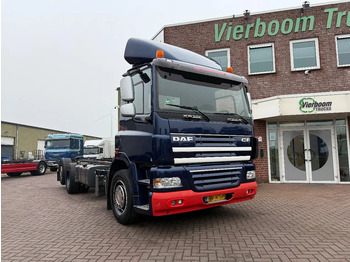 شاحنة بهيكل معدني للمقصورة DAF CF 85 360