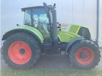 جرار CLAAS Axion 840