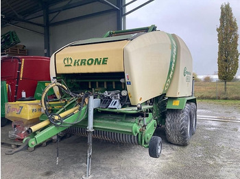 آلة بالات دائرية KRONE
