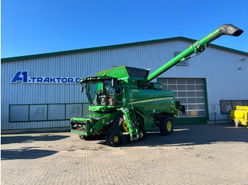 حصادة JOHN DEERE T660