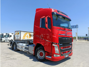 ناقلة حاويات/ شاحنة حاويات VOLVO FH 500