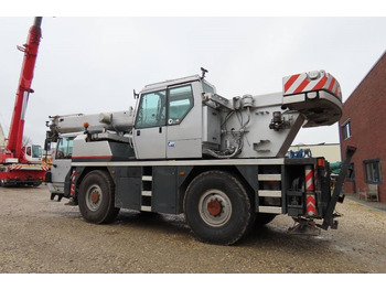 رافعة لجميع التضاريس Liebherr LTM 1030/2: صورة 4