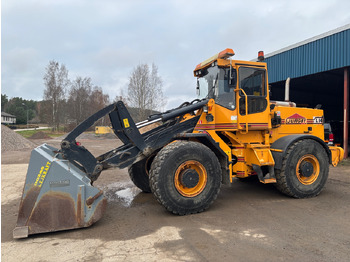 اللودر بعجل