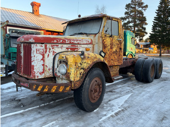 شاحنة بهيكل معدني للمقصورة SCANIA