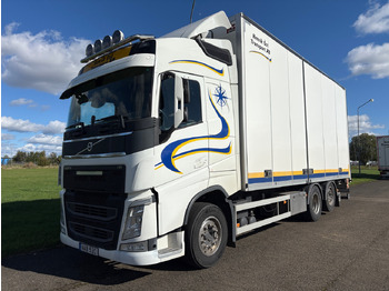 شاحنة VOLVO FH