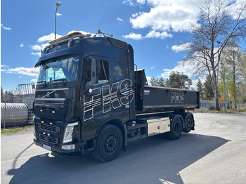 شاحنة برافعة خطافية VOLVO FH