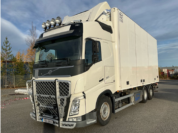 شاحنة ذات مبرد VOLVO FH