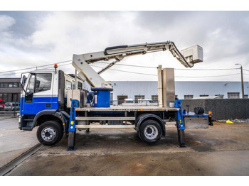 منصة محمولة مثبتة على الشاحنة IVECO