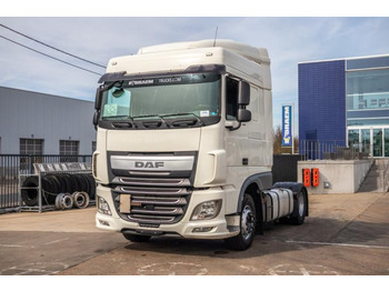 مقطورة السحب DAF XF 440