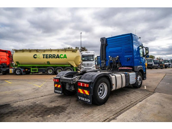 رأس تريلا Volvo FM 420 + KIPHYDR.: صورة 4 رأس تريلا Volvo FM 420 + KIPHYDR.: صورة 4