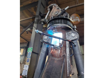 مغراف الغراف الصدفي LIEBHERR