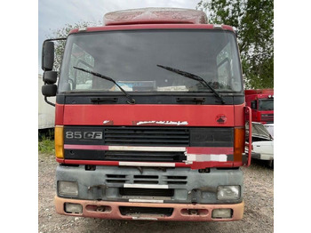 مقطورة السحب DAF CF 85