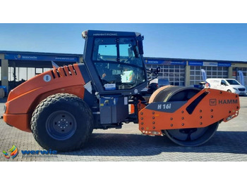 ضاغطة التربة HAMM