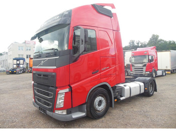 مقطورة السحب VOLVO FH13 500