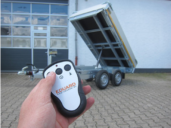 مقطورة قلابة