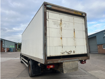 شاحنة بصندوق مغلق Volvo FM9 300 4x2 Box Van: صورة 4 شاحنة بصندوق مغلق Volvo FM9 300 4x2 Box Van: صورة 4