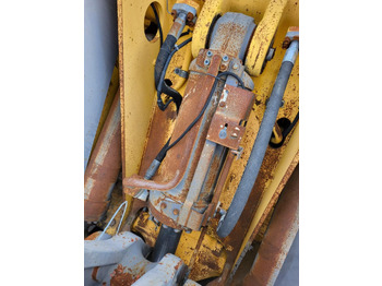 أسطوانة هيدروليكية VOLVO