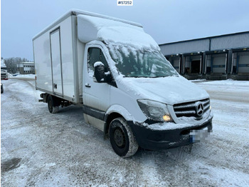 شاحنة بصندوق مغلق Sprinter box truck Mercedes Benz  with Tailgate lift: صورة 2