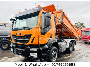 شاحنة قلاب IVECO Trakker