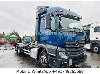 شاحنة بهيكل معدني للمقصورة MERCEDES-BENZ Actros 2542