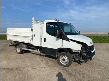 شاحنة توصيل مفتوحة Iveco DAILY 35-180/35C18 3.0-180 M/Jet endommagé: صورة 3