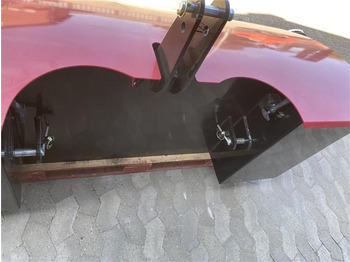 ثقل موازنة Case IH Frontvægtklods 1000 kg: صورة 3 ثقل موازنة Case IH Frontvægtklods 1000 kg: صورة 3