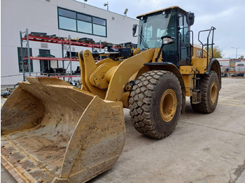 اللودر بعجل CATERPILLAR 950GC