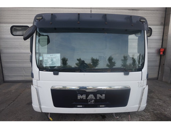 الكابينة والداخلية MAN TGM